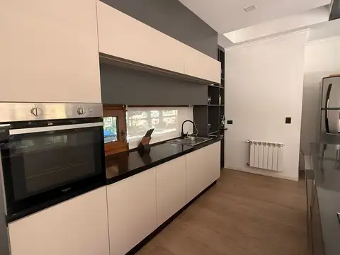 Casa en Alquiler de 4 dormitorios
