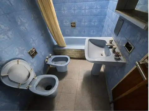 En Venta en Palomar Local en L en Planta Baja F: 11070