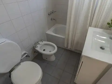 Departamento 4 ambientes con 1 baño