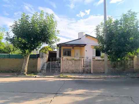 VENTA CASA + DEPARTAMENTO EN COSQUIN