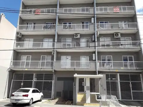 Excelente departamento 2 ambientes con cochera
