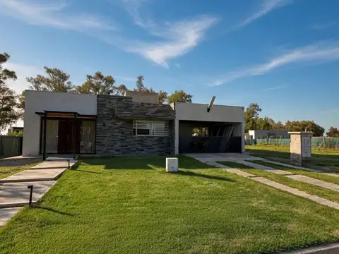 CASA BARRIO PRIVADO NAUTILUS - GUAYMALLÉN