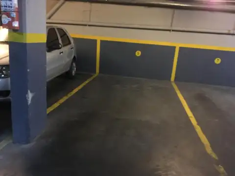 EN VENTA COCHERA EN BARRIO NORTE