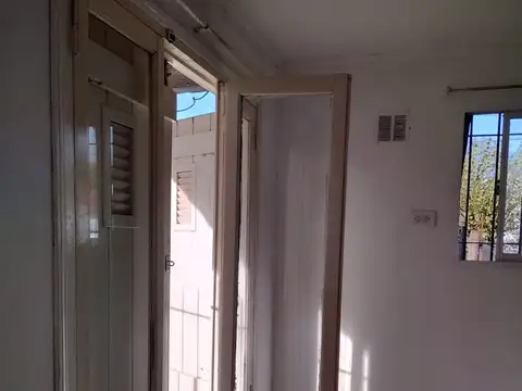24 MESES ALQUILER CASA 2 AMBIENTES- ESTRADA 6800
