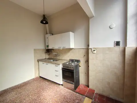 Departamento en Alquiler en Floresta, $ 800.000