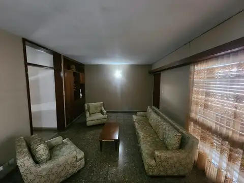 MORENO 1300