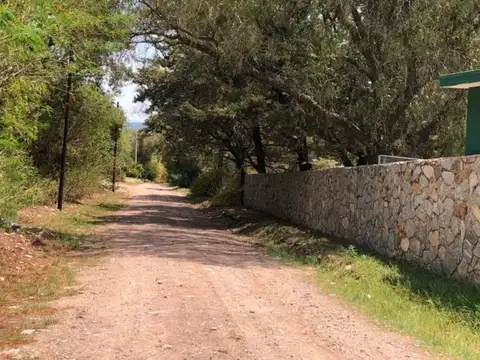 LOTE EN VENTA EN LOS COCOS CENTRO EXCELENTE VISTAS