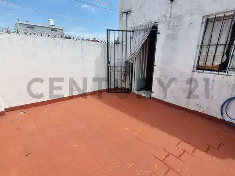 Horacio Casco 4800, Piso 0
