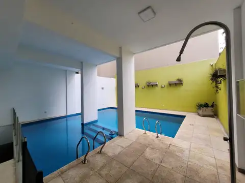 Cavassa 2500, Piso 7