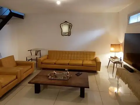 Nicolás Avellaneda e/ Adolfo Alsina y Francisco N. de Laprida