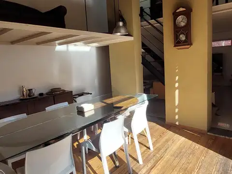 Casa en venta - 3 Dormitorios 2 Baños - Vicente López