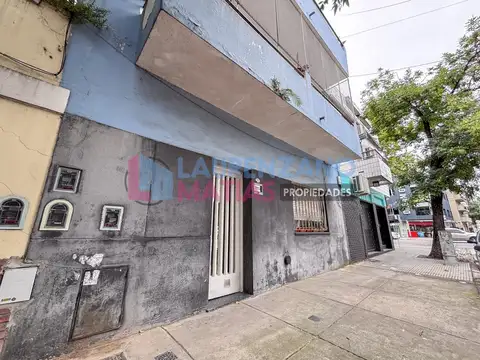 VENTA PH 2 AMBIENTES CON PATIO SIN EXPENSAS EN PARQUE CHAS