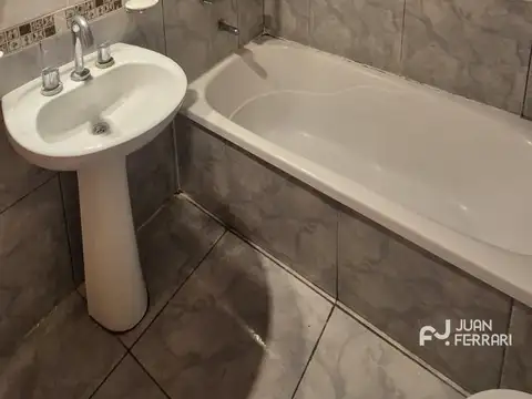 Departamento 5 ambientes con 1 baño