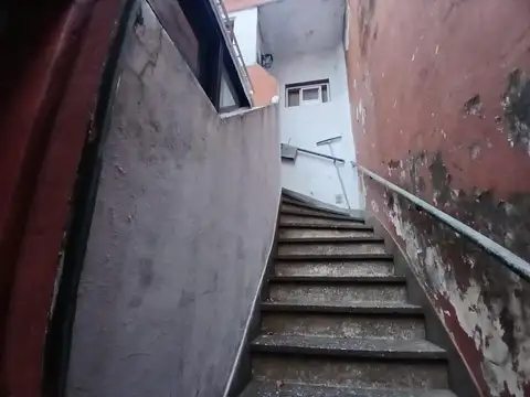 Depto Tipo Casa en Venta de 2 ambientes