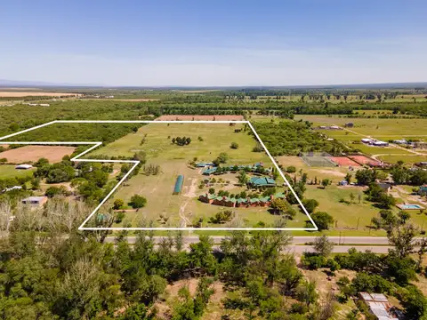 Av. Padre Tavolaro al 2800