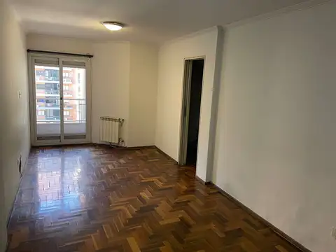 Alquilo Depto de un Dor con Balcon, Parana 540