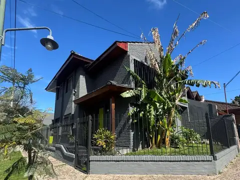 Casa en Venta en Villa Adelina, Partido de San Isidro