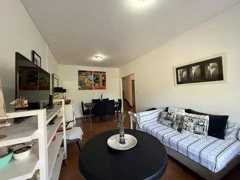Depto Tipo Casa en Venta de 4 ambientes