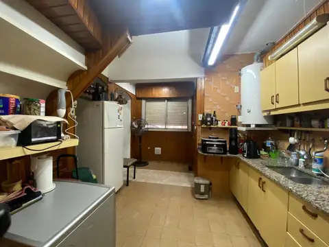 Casa- Liniers - 4 Ambientes - Lote Propio - Patio - Permuta- Apto credito