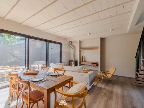 Casa 4 ambientes con 2 baños