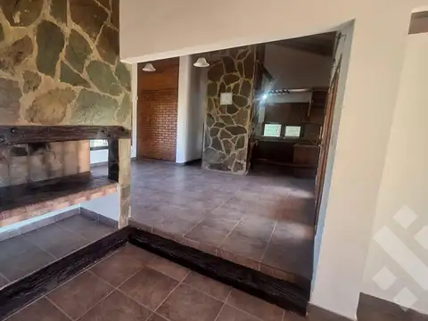 Casa en Venta en Plottier, USD 370.000