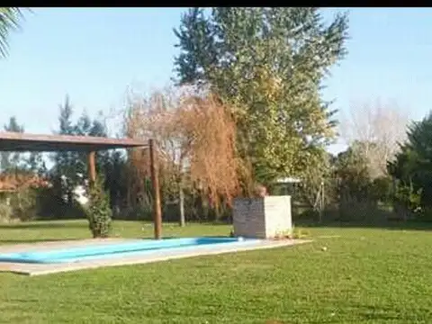 Las Garzas (barrio La Liberata Chascomus) 100