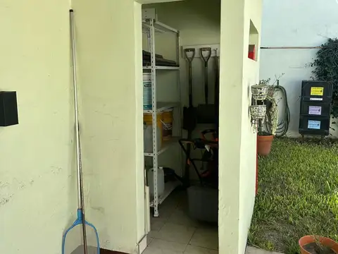 Casa en Venta con 1 cochera