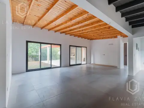 Venta casa cuatro ambientes a estrenar con quincho y pileta, Barrio cerrado, Manzanares, Pilar