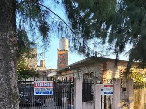 Casa en venta en Moron Sur