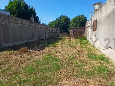 Uruguay 700, Piso 0