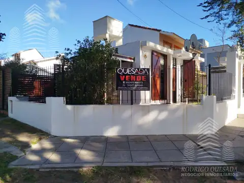 Excelente Oportunidad: Dos Casas Independientes con Piscina y Quincho!CONSULTAR POR FINANCIACION 