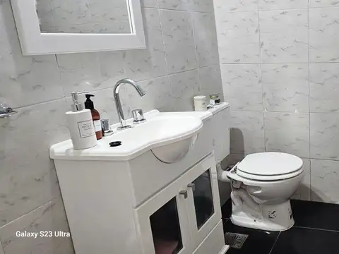 Depto Tipo Casa en Venta 80 años