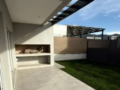 Casa en Alquiler al Sur