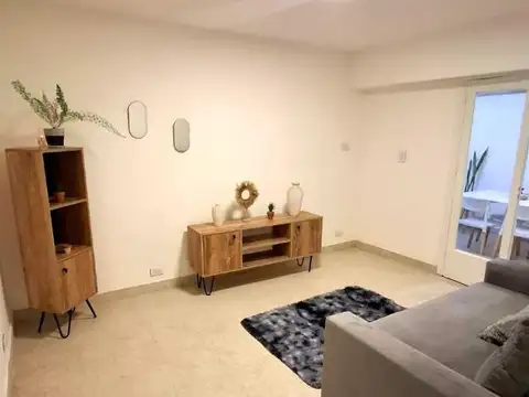 Gascon 1500, Piso PB