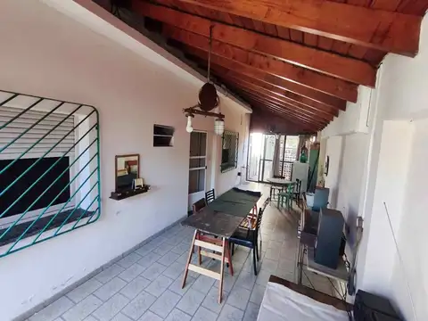 Depto Tipo Casa en Venta con 2 cocheras