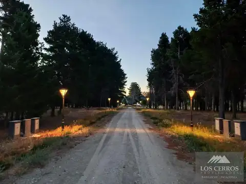 Venta de Terreno con salida al Lago