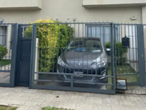 CASA VENTA ITUZAINGO 