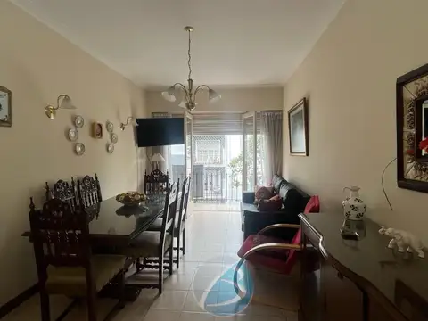 Calle Santa Fe  al 2129