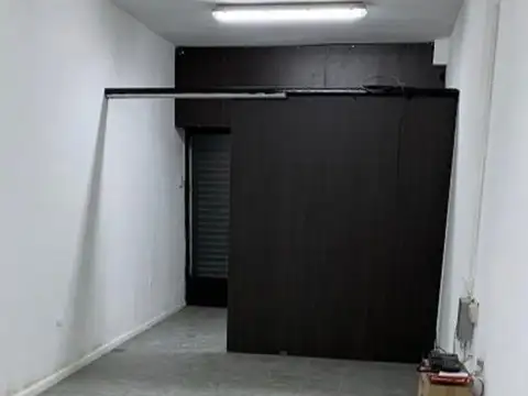 Local en Venta en Flores, USD 81.000