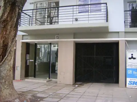 Yerbal 2600 Local de 3m x 12m  RETASADO Oportunidad Inversor, Permutas, Flores