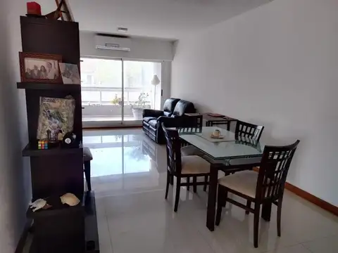 Francisco Beiro Av. 4545 , Piso 2