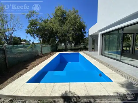 Casa 5 ambientes con 3 baños