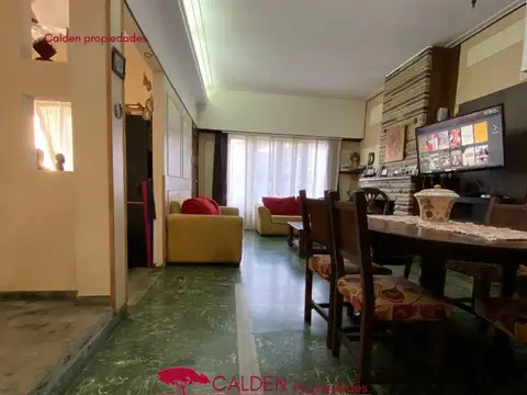 Casa 6 ambientes con 3 baños