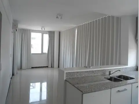 2 ambientes c/baño + toillete (espacio guardacoche opcional)