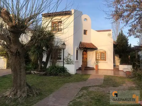 Casa en Venta de 4 dormitorios