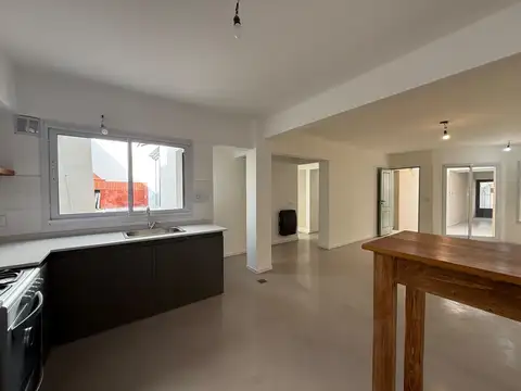 Depto Tipo Casa 3 ambientes con 1 baño
