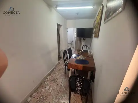 PH tipo casa con entrada independiente, cochera y gran entrepiso | Excelente potencial para reciclar