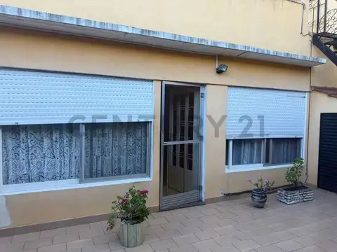 Diagonal 135 2100, Piso 0