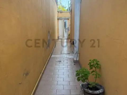Departamento en Venta en Villa Lynch, USD 80.000