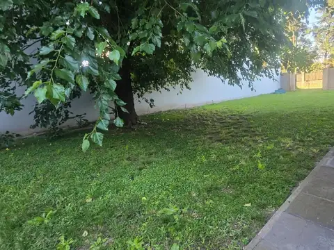 Casa 2 ambientes con 1 baño